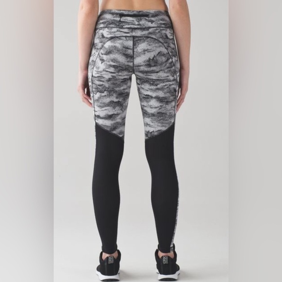Lululemon Pace Rival Crop (22") Power Luxtreme Hazy Days Sz 4 - Picture 5 of 8